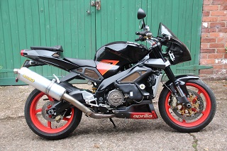 2004 Aprilia Tuono 1000cc Fighter