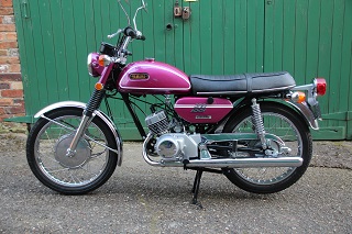 1971 Yamaha RD200