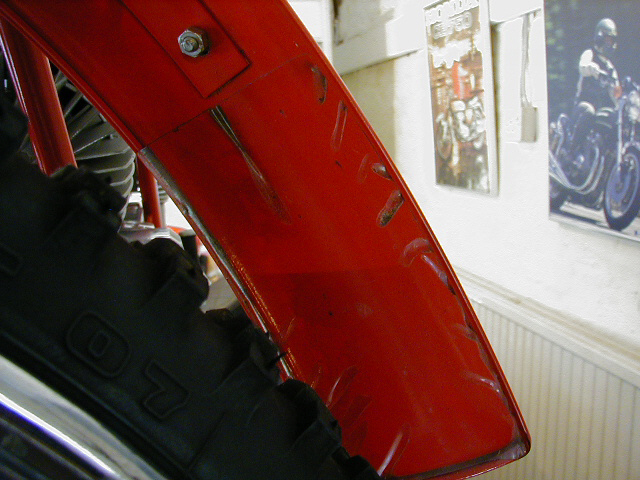 Gilera - Incredible! The original plastic cover from delivery is still fitted under the mudguard !