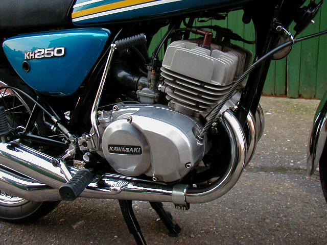 1976 Kawasaki KH250B1